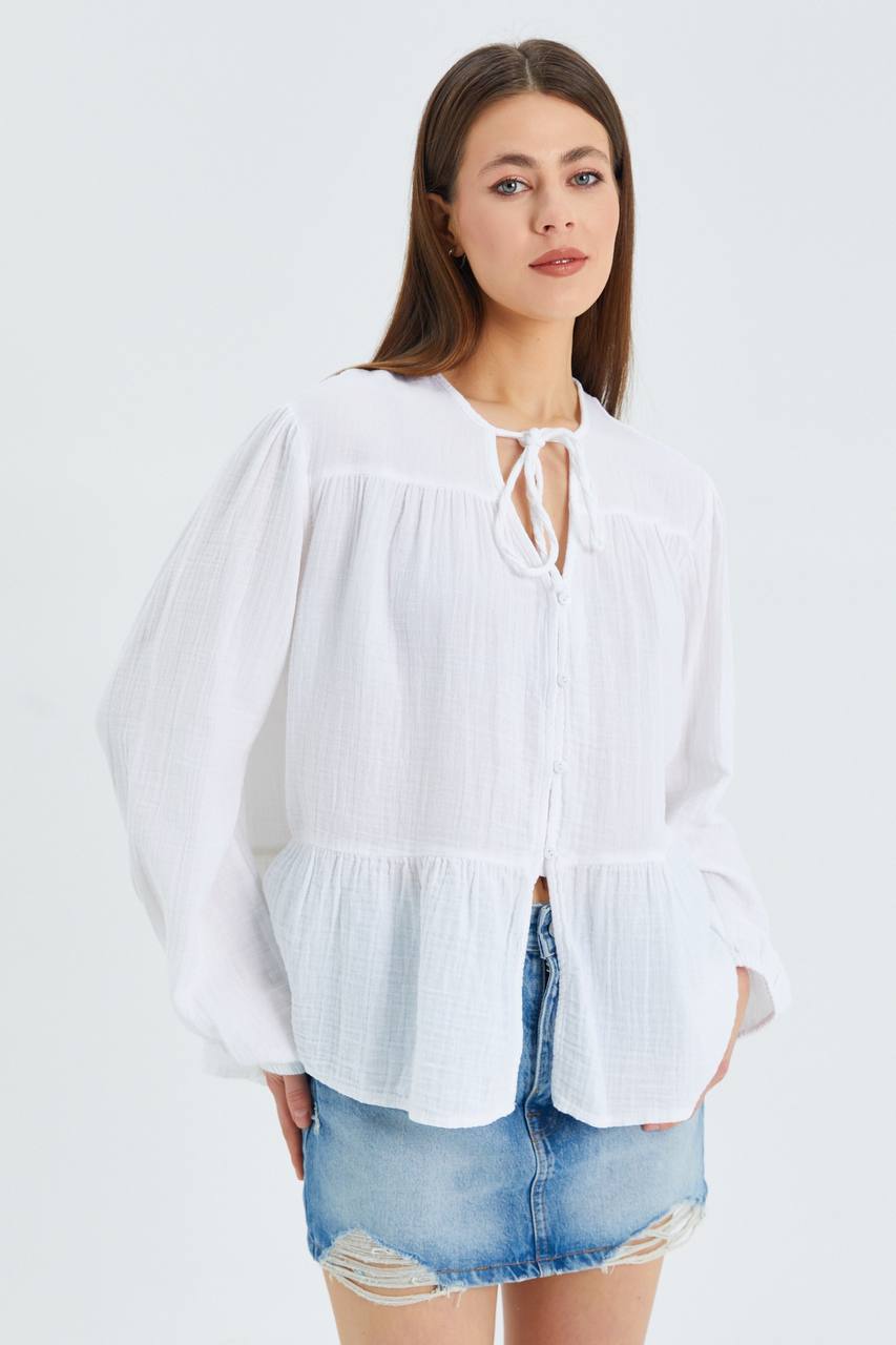White linen  Blouse (Made in turkey )